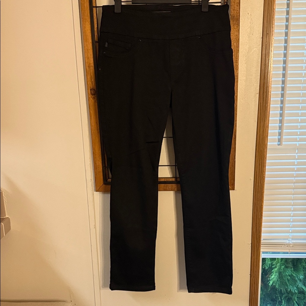 Lee Women’s Sculpting Pull On Slim Pant NWOT Size 8Short - Picture 2 of 5